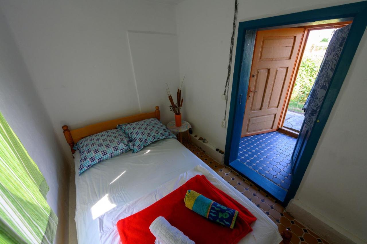 Danube Delta Hostel Homestay & Camping Sulina Exterior photo